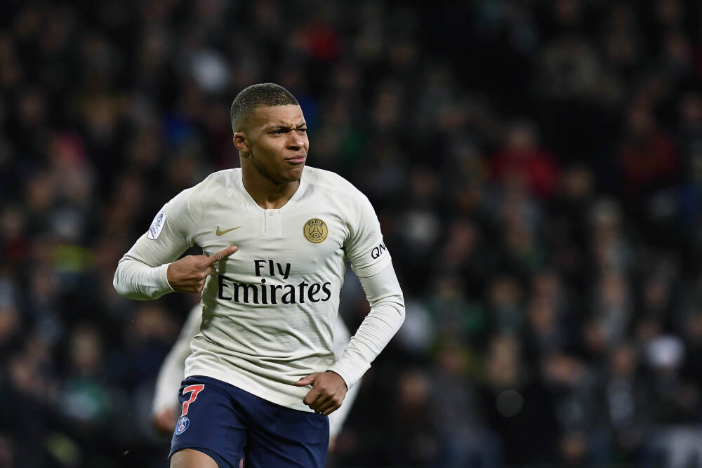 《罚罪2》岁末热播：硬核刑侦点燃全民追剧热潮